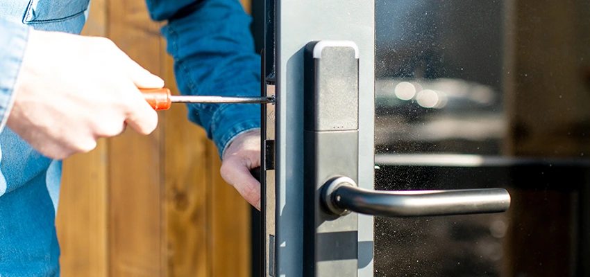 Aluminium Door Lock Replacement in Oakland Park