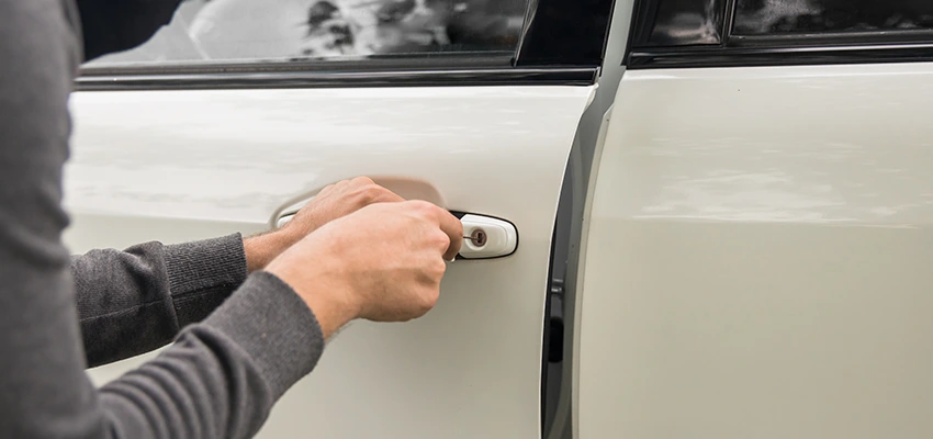 Unlock Car Door Service in Oakland Park